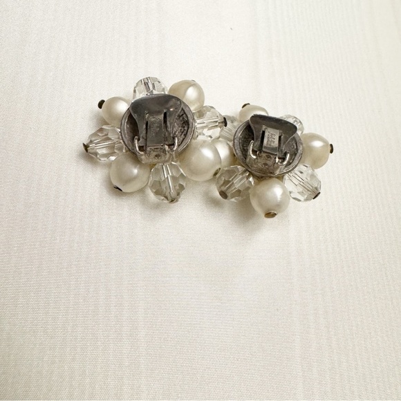 Vintage Richelieu Faux Pearl & Clear Crystal Clip On Earrings Silver Tone - Picture 6 of 11